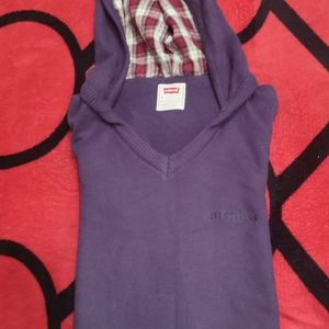 Levi's sleeveless hoodie